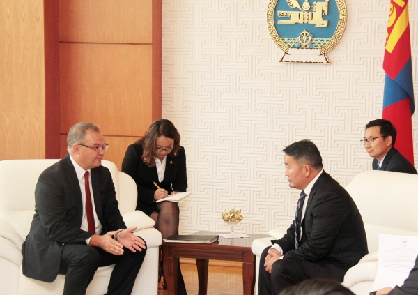 Монгол Улсын Ерөнхийлөгч Х.Баттулга Дэлхийн банкны Монгол дахь суурин төлөөлөгчийг хүлээн авч уулзав