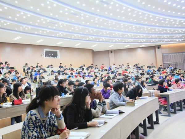 Хятад даяар сургууль орох хугацааг хойшлуулах шийдвэрийг гаргажээ