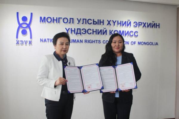 Монгол Улсын Хүний эрхийн Үндэсний Комисс Монголын Сайтын холбоотой хамтран ажиллах Санамж бичиг байгууллаа