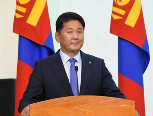 Монгол Улсын Ерөнхийлөгч, УИХ-ын дарга, Ерөнхий сайд нар бизнес эрхлэгчид, хөрөнгө оруулагчдын үгийг сонсоно