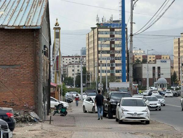 Авто засвар, авто угаалга, хоёрдогч түүхий эд худалдаалж буй 188 байршилд хяналт шалгалт хийж байна