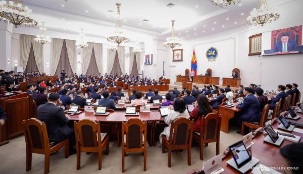 Монгол Улсын Их Хурлын 2025 оны намрын ээлжит чуулган нээлтээ хийлээ