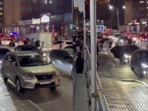 Өсвөр насны хүүхдүүдийн "бужигнаан"-ыг шалгаж байна