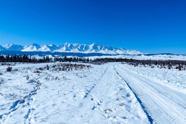Нийт нутгийн 68 хувьд цастай байна