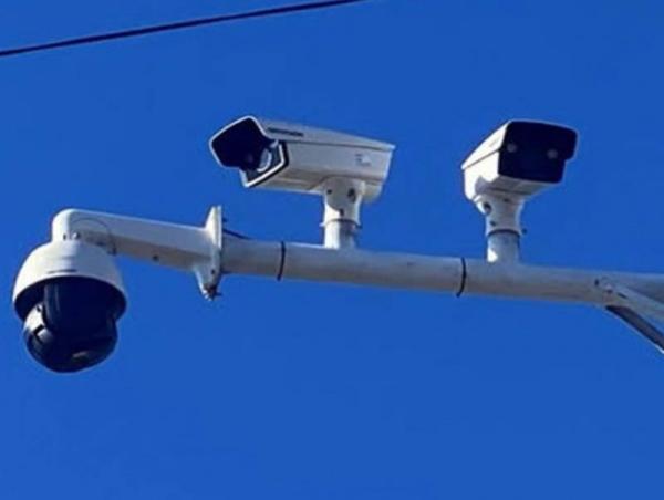 Ухаалаг камерын системээр гэрлэн дохиог зөв тохируулж, тэнцвэртэй зорчилтыг бий болгож байна