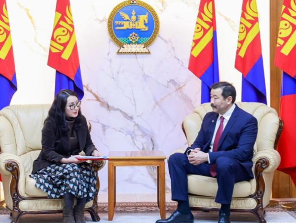 Хувь хүний орлогын албан татварын тухай хуульд өөрчлөлт оруулах тухай хуулийн төслийг өргөн мэдүүллээ