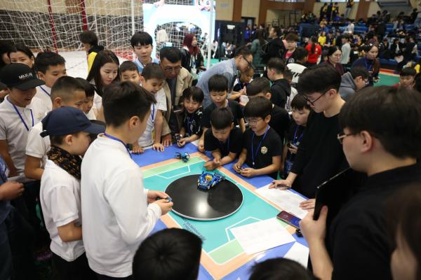 &ldquo;UB Robot - 2026&rdquo; тэмцээн боллоо