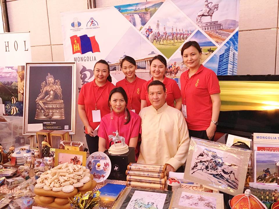 “SG50 Diplomatic Charity Bazaar” өдөрлөгт оролцов 