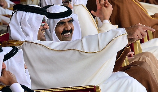 Катарын эмир эрх мэдлээ хүүдээ залгамжлуулна