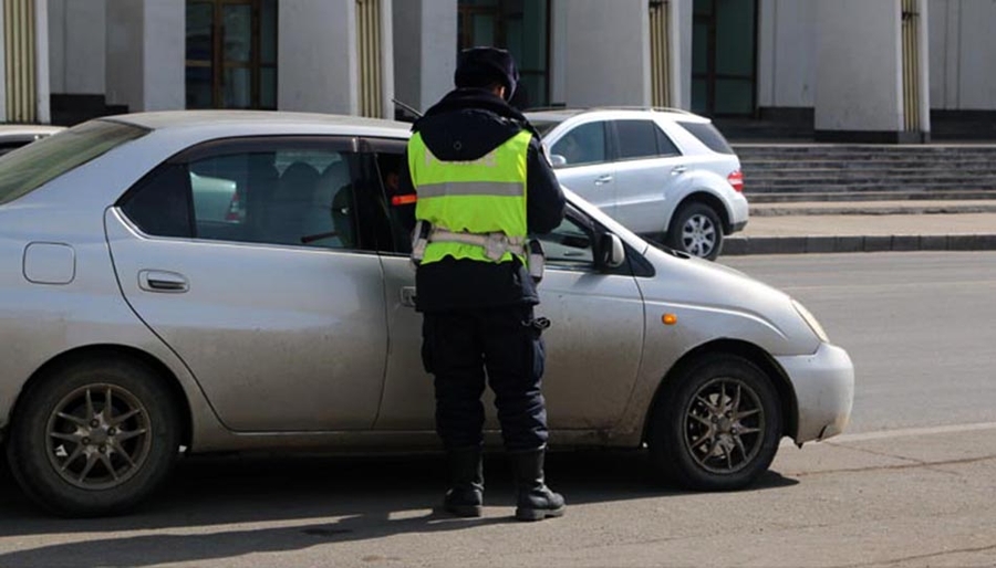 Албан татвараа төлөөгүй  жолооч нарт энэ сарын 20-ны дотор төлбөрөө төлөхийг санууллаа