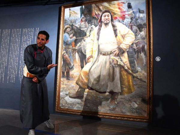 Nas Daily-ийн үүсгэн байгуулагч Nuseir Yassin Чингис хаан Үндэсний музейд зочиллоо