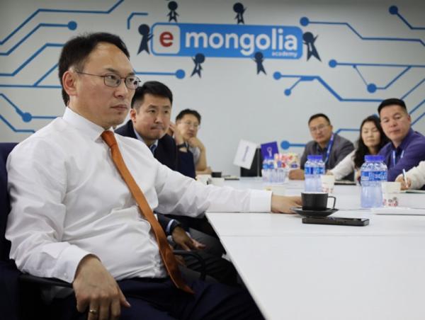 Ц.Баатархүү: E-Mongolia -д байгаа төрийн зарим үйлчилгээг хувийн хэвшил рүү шилжүүлнэ