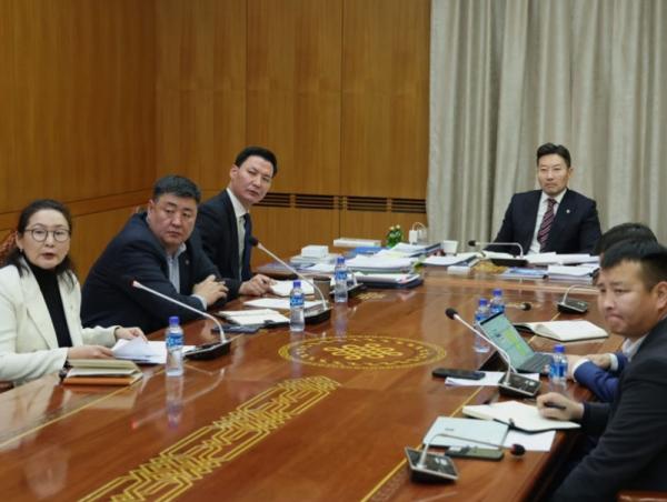 УОК шуурхай хуралдаан зарлаж, 21 аймгийн удирдлагад үүрэг чиглэл өглөө