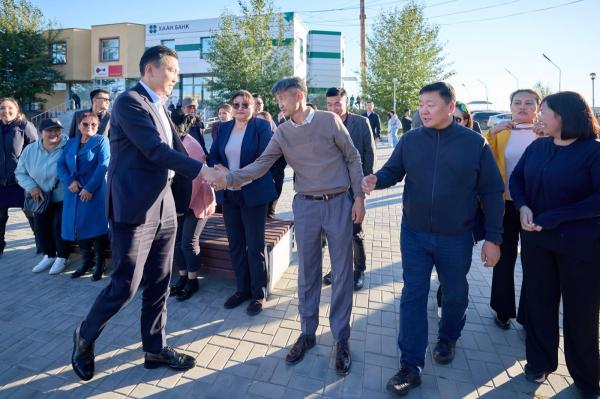 “Ерөнхий сайдаас асуу” уулзалт Багануур дүүргээс эхэллээ